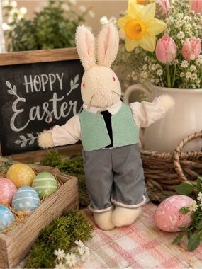 Vintage 1991 Jan Hagara Brooke's Rabbit Plush Doll 9" Victorian Easter Decor
